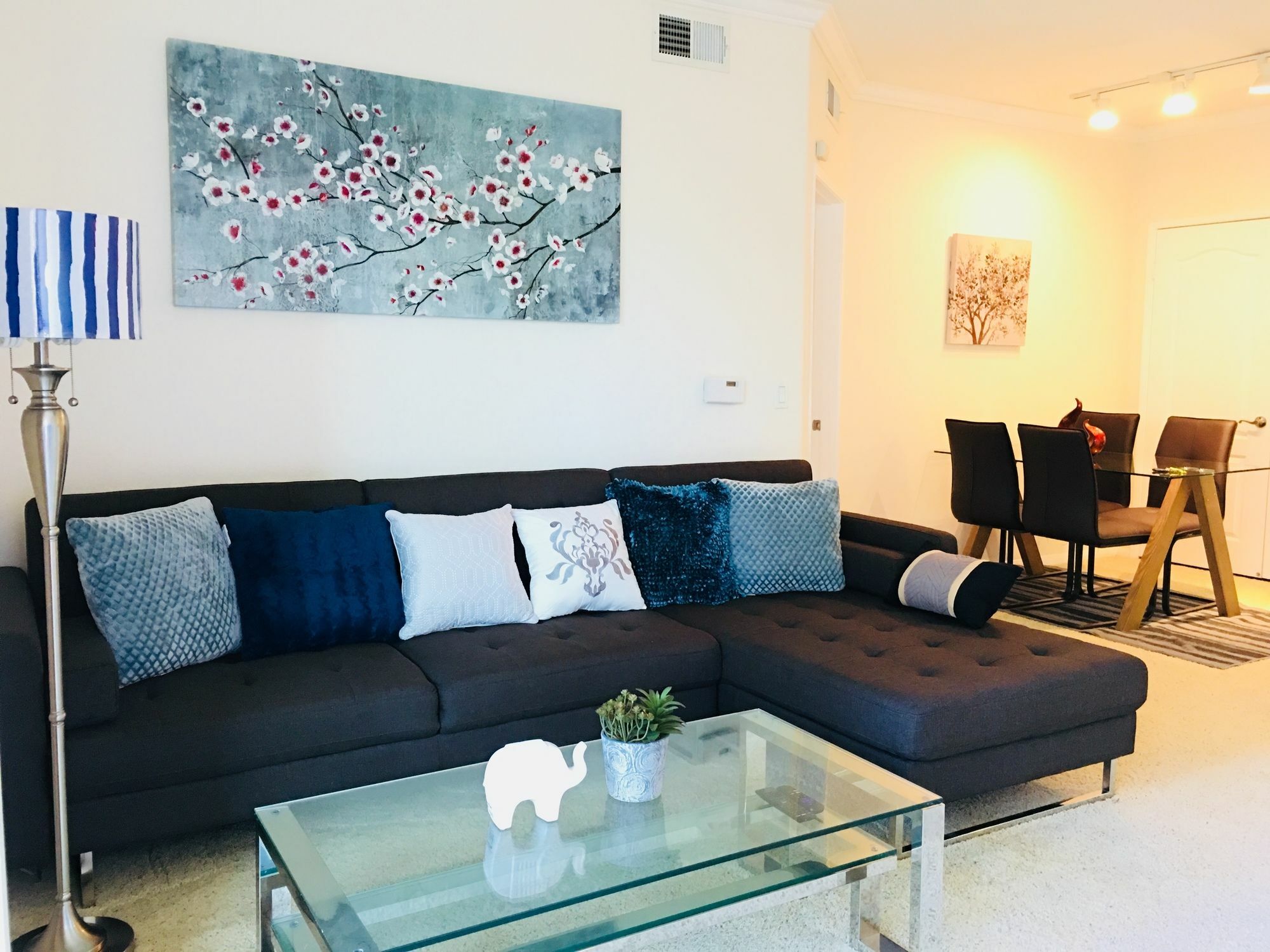 New Luxury Dt La Apt- Pool, Gym, Staple Center Лос-Анджелес Екстер'єр фото